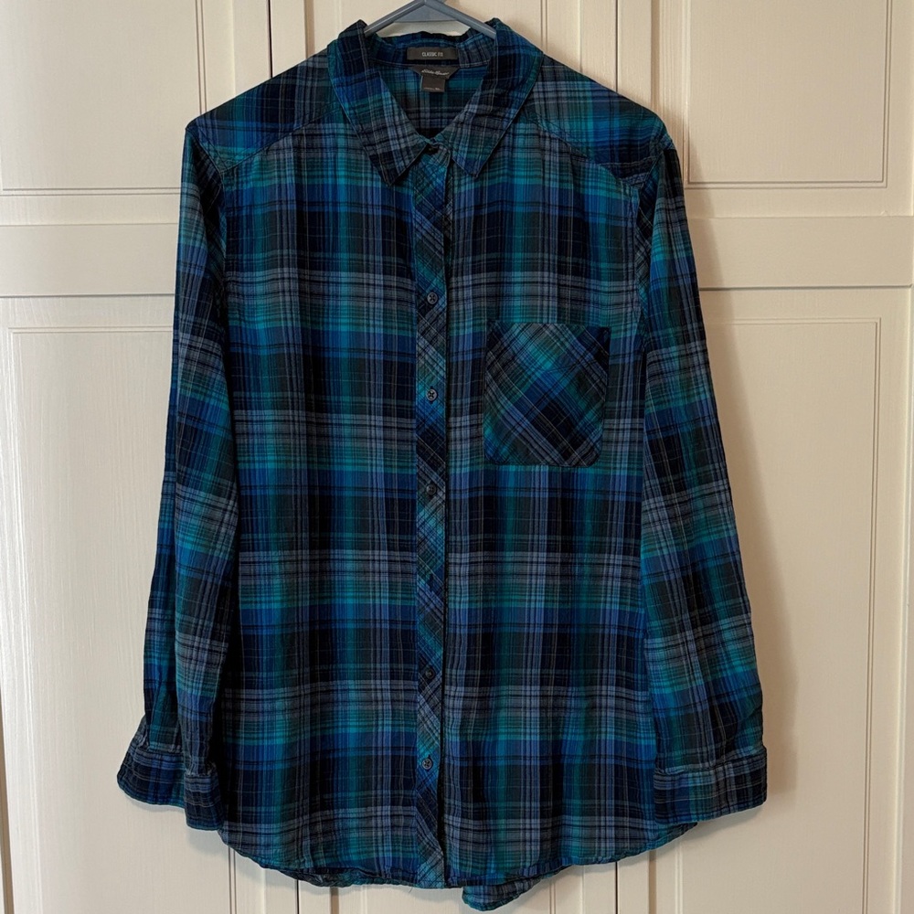 Eddie Bauer Ladies Teal, Blue, Black Lightweight Plaid button down shirt.Size XL